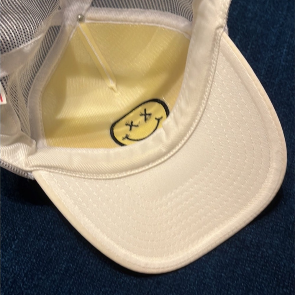 SOLD - NWOT NISSIN Emoji Snapback Cap - Picture 9 of 10